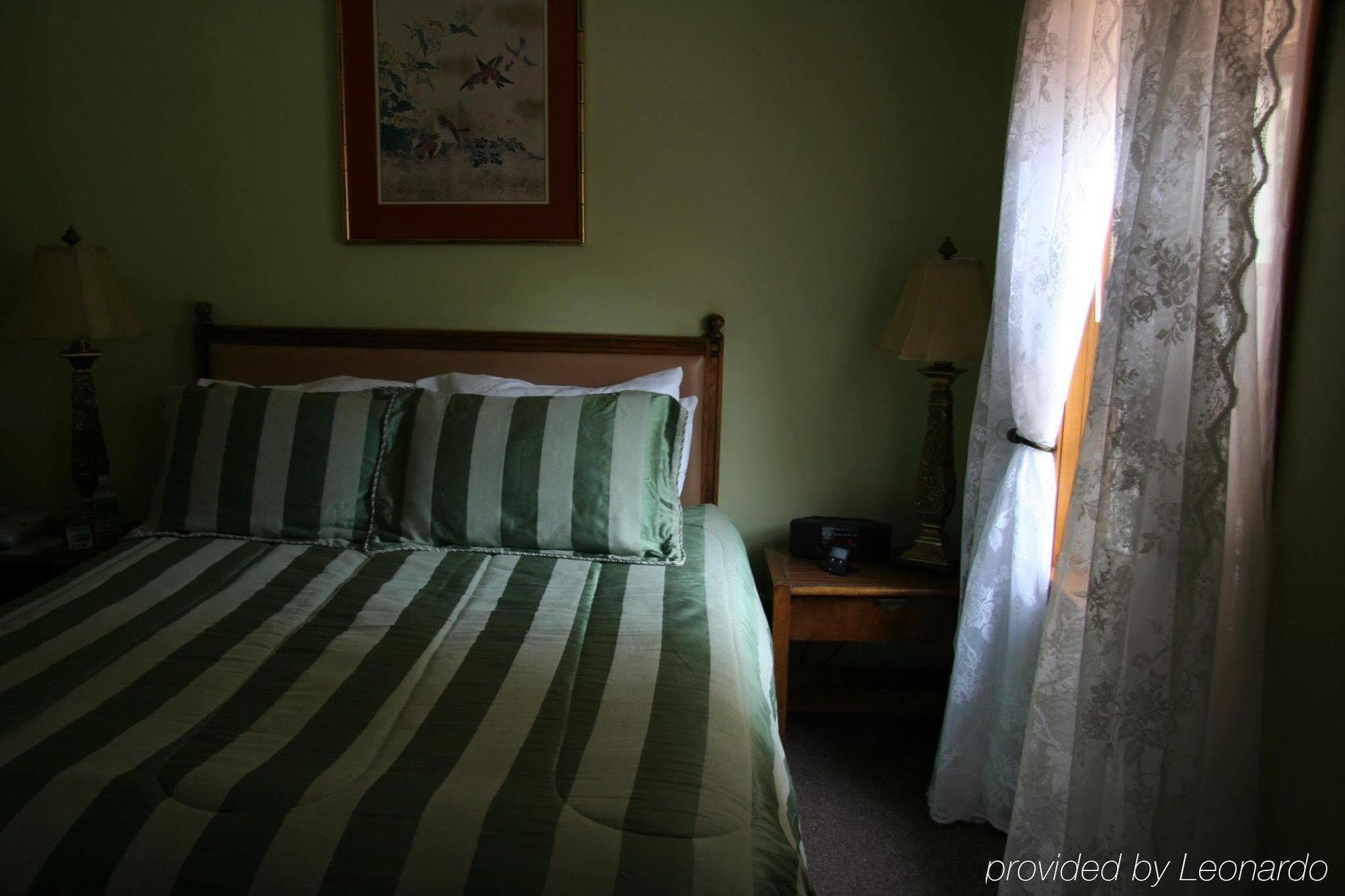 Marthas Vineyard Resort Oak Bluffs Room photo